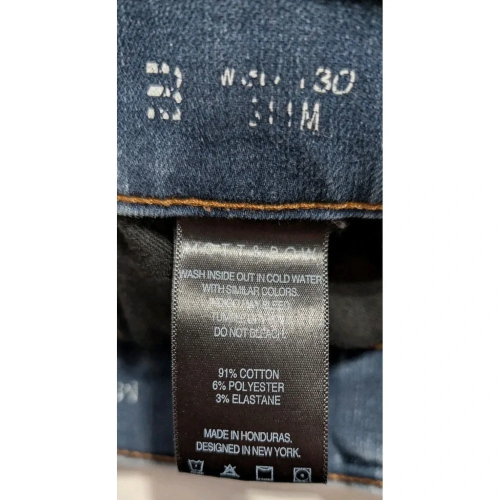 Mott & Bow clean preowned